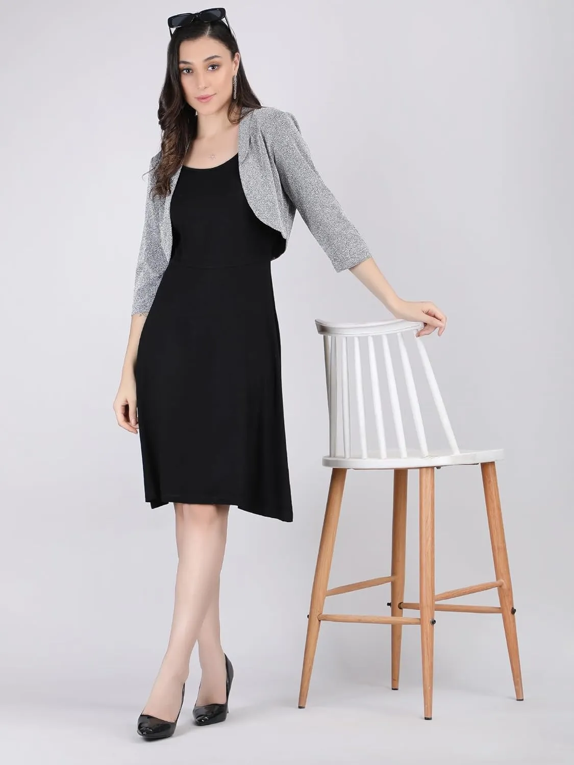 AOL Women's Short Lycra Shrug with Collar Neckline
