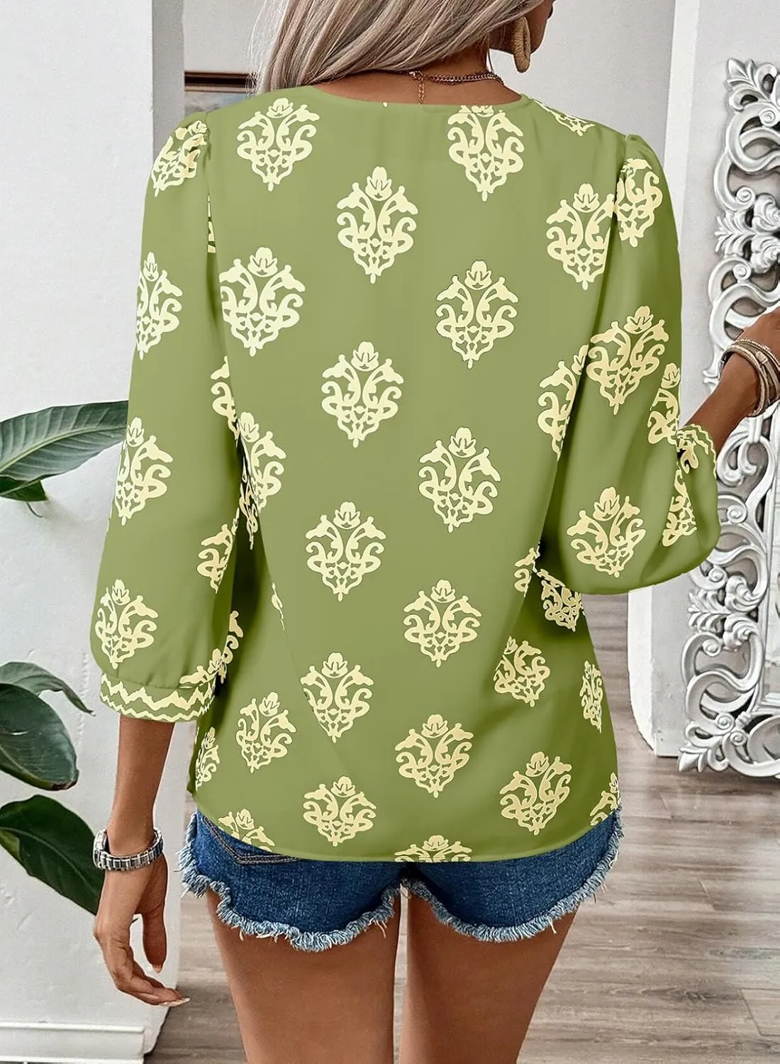SHEWIN Women's Casual V Neck Floral Print Chiffon Blouses 3/4 Sleeve Boho Summer Tops Shirts