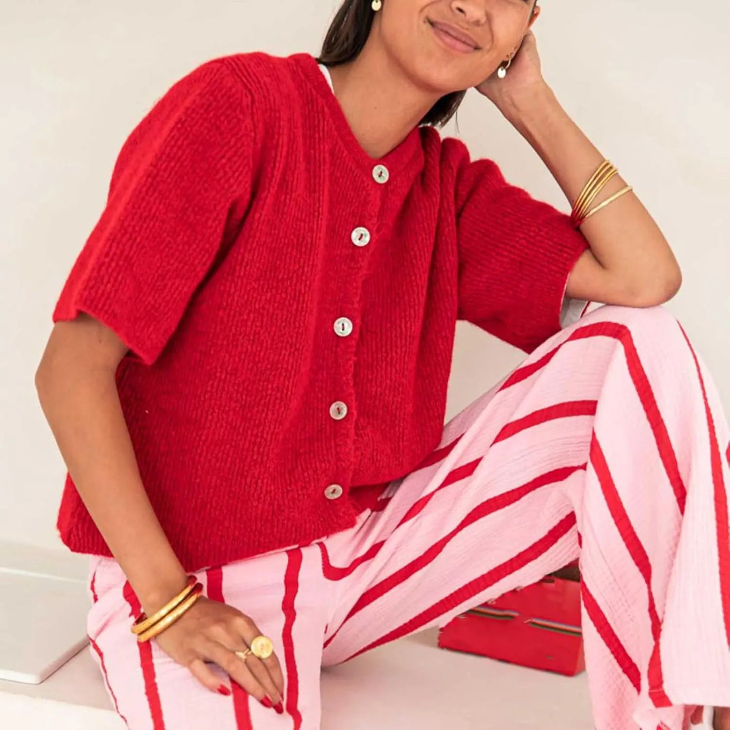 Women Knitted Button Down Short Sleeve Tops Y2K Solid Color Crew Neck Relaxed Sweater Cardigan Going Out Knit Tops