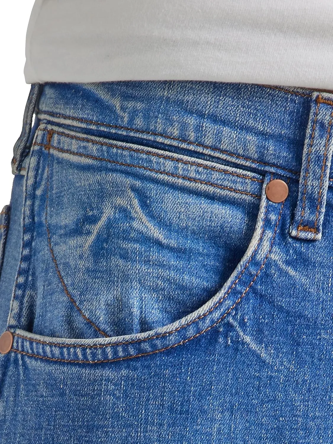 Wrangler Men's Relaxed Fit Taper Jeans